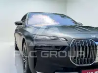 2023 BMW 750