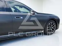 2023 BMW 750