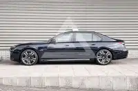 2023 BMW 750