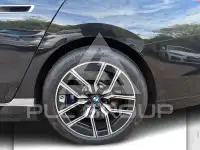 2023 BMW 760