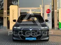 2023 BMW 760