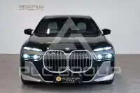 2023 BMW 760