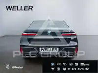 2023 BMW 760