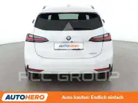 2023 BMW 220