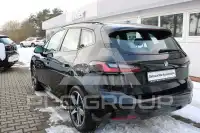 2023 BMW 220