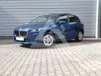 2023 BMW 220
