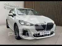2023 BMW 225