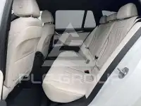 2023 BMW 530