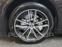 2023 BMW 530