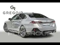 2023 BMW 530