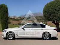 2023 BMW 530