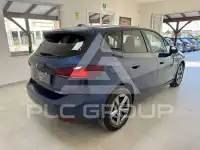 2023 BMW 218