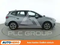 2023 BMW 218