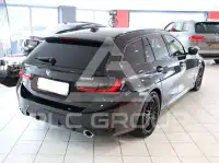 2023 BMW 320