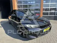 2023 BMW 320