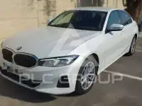 2023 BMW 320