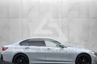 2023 BMW 320
