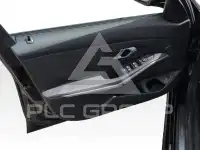 2023 BMW 320