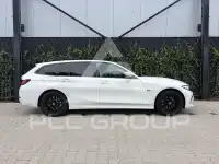 2023 BMW 320