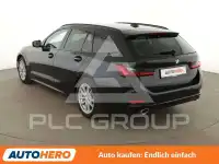 2023 BMW 320