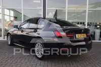 2023 BMW 320