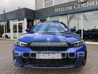 2023 BMW 320