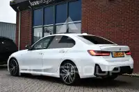 2023 BMW 330