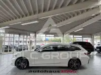 2023 BMW 330
