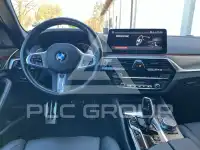 2023 BMW 550