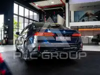 2023 BMW 550
