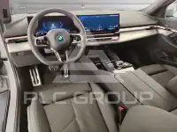 2023 BMW 550