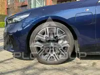 2023 BMW 550