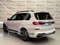 2023 BMW X7