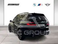 2023 BMW X7
