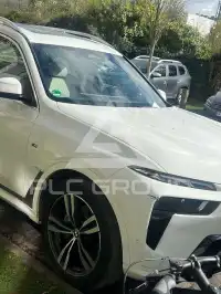2023 BMW X7