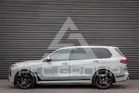 2023 BMW X7