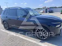 2023 BMW X7