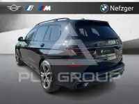 2023 BMW X7