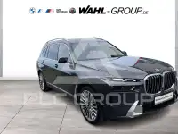2023 BMW X7