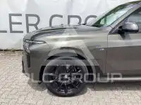 2023 BMW X7