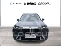 2023 BMW X7