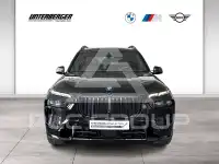 2023 BMW X7
