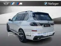 2023 BMW X7