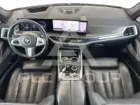 2023 BMW X7