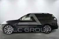 2023 BMW X7