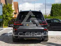 2023 BMW X7