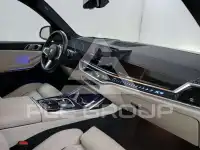 2023 BMW X7