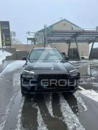 2023 BMW X7