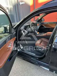 2023 BMW X7