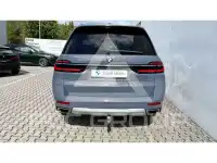 2023 BMW X7